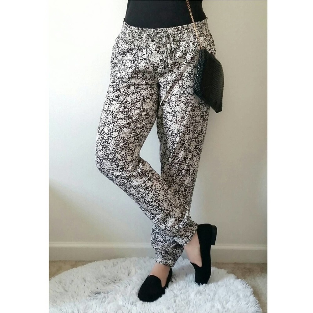 Vanilla Star floral harem goucho pants with pockets M